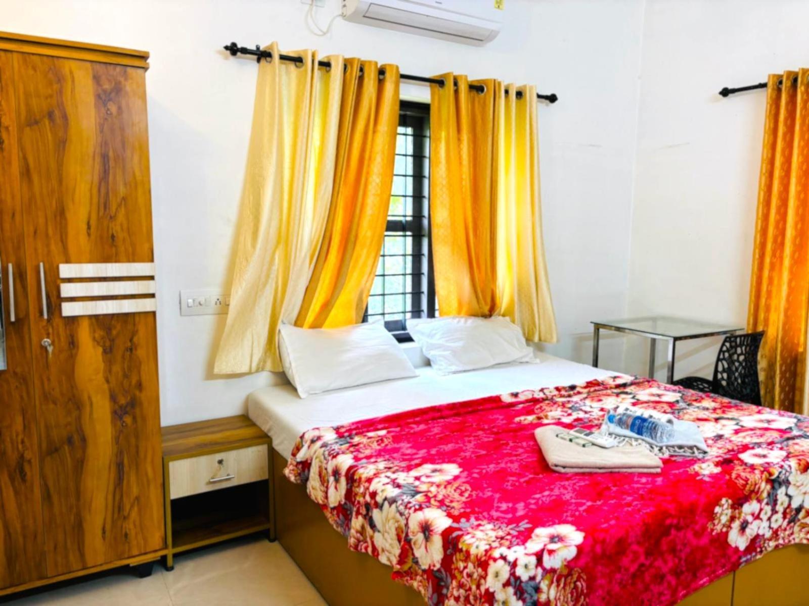 Homestay Paddy N Canal Alappuzha